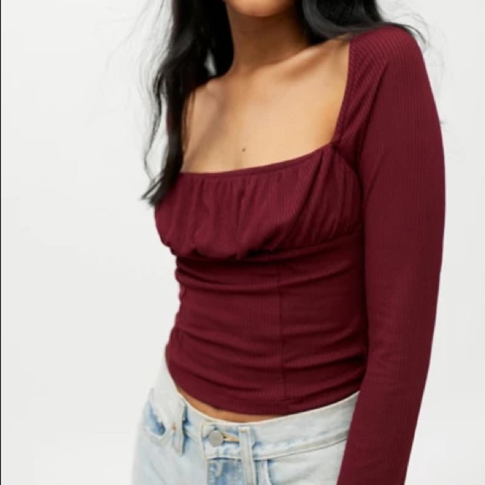 UO Ruched Long Sleeve Top - Burgundy Peasant Blouse
